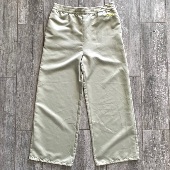 🔥🔥STUSSY - SATIN BOMBER CROP TRACK SUIT🔥🔥 - Picture 6 of 8